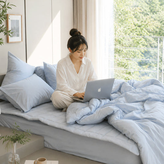 Dormitory blanket